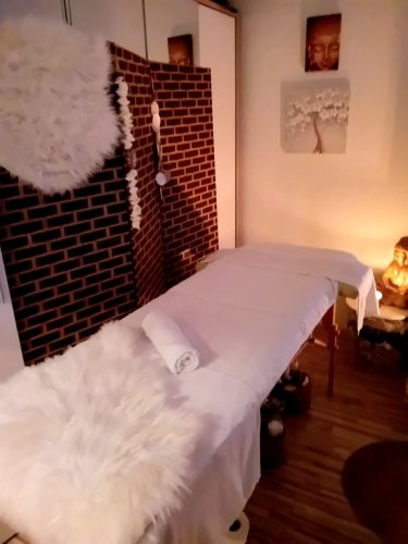 MASÁŽE, RELAX, KAROLIN