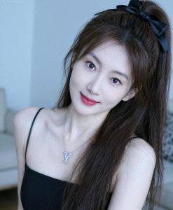 莹莹